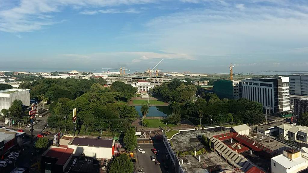 Skymagz 812 At Cityscape Residences Bacolod Exterior foto